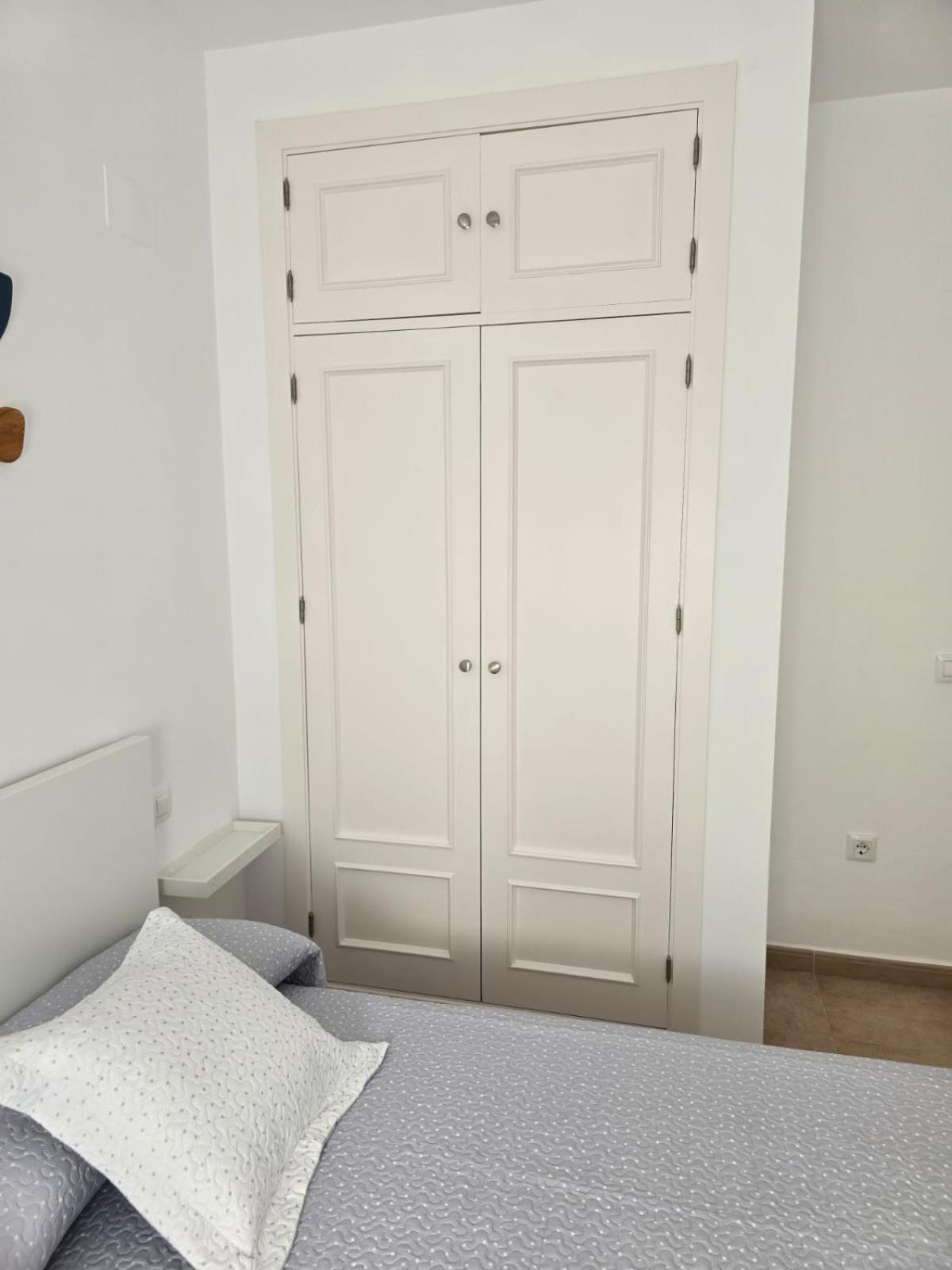 Apartamento Calle Calvario โรตา ภายนอก รูปภาพ